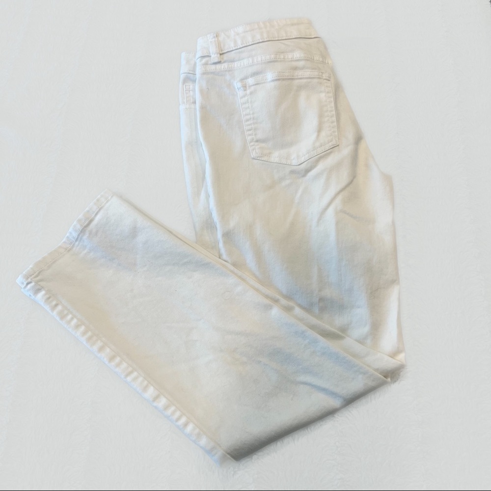 White Classic Fit Straight Jeans